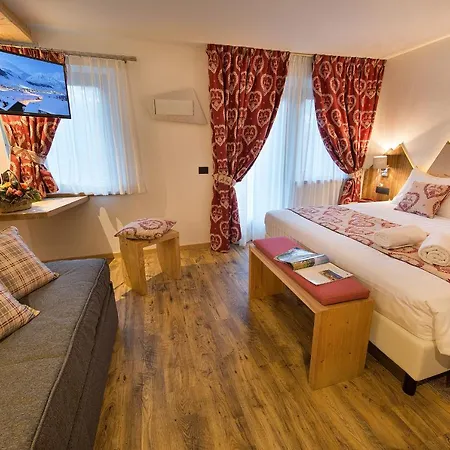 Otel Bucaneve