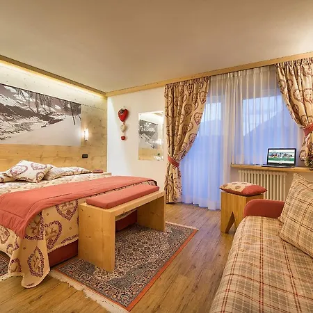 Bucaneve Otel 4*