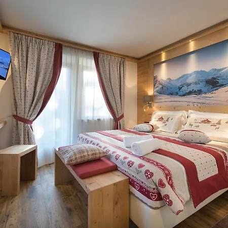 Otel Bucaneve