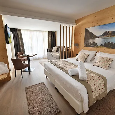 Hotel Bucaneve 4*